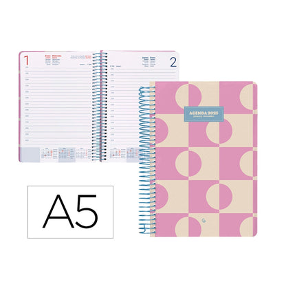 Agenda 2025 Classic A5 color rosa  LIDERPAPEL - Agenda día página del año 2025, encuadernación en espiral metálica celeste, cubiertas de polipropileno, papel 70 gramos // Ref: 170385