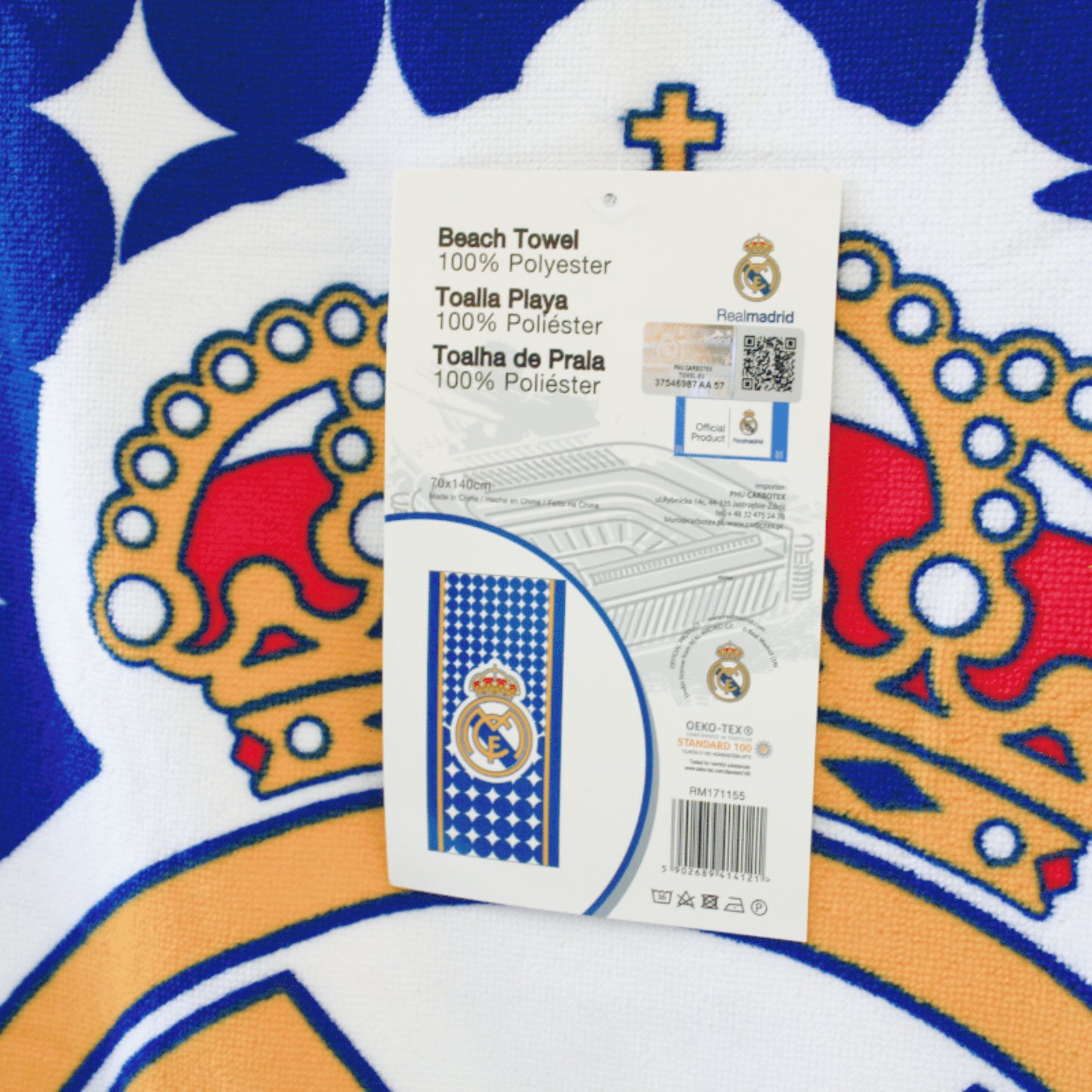 Toalla oficial Real Madrid | OEKOTEX - Toalla de microfibra 100% poliéster, 70x140 cm, estampado geométrico con escudo del equipo // Ref: RM171155